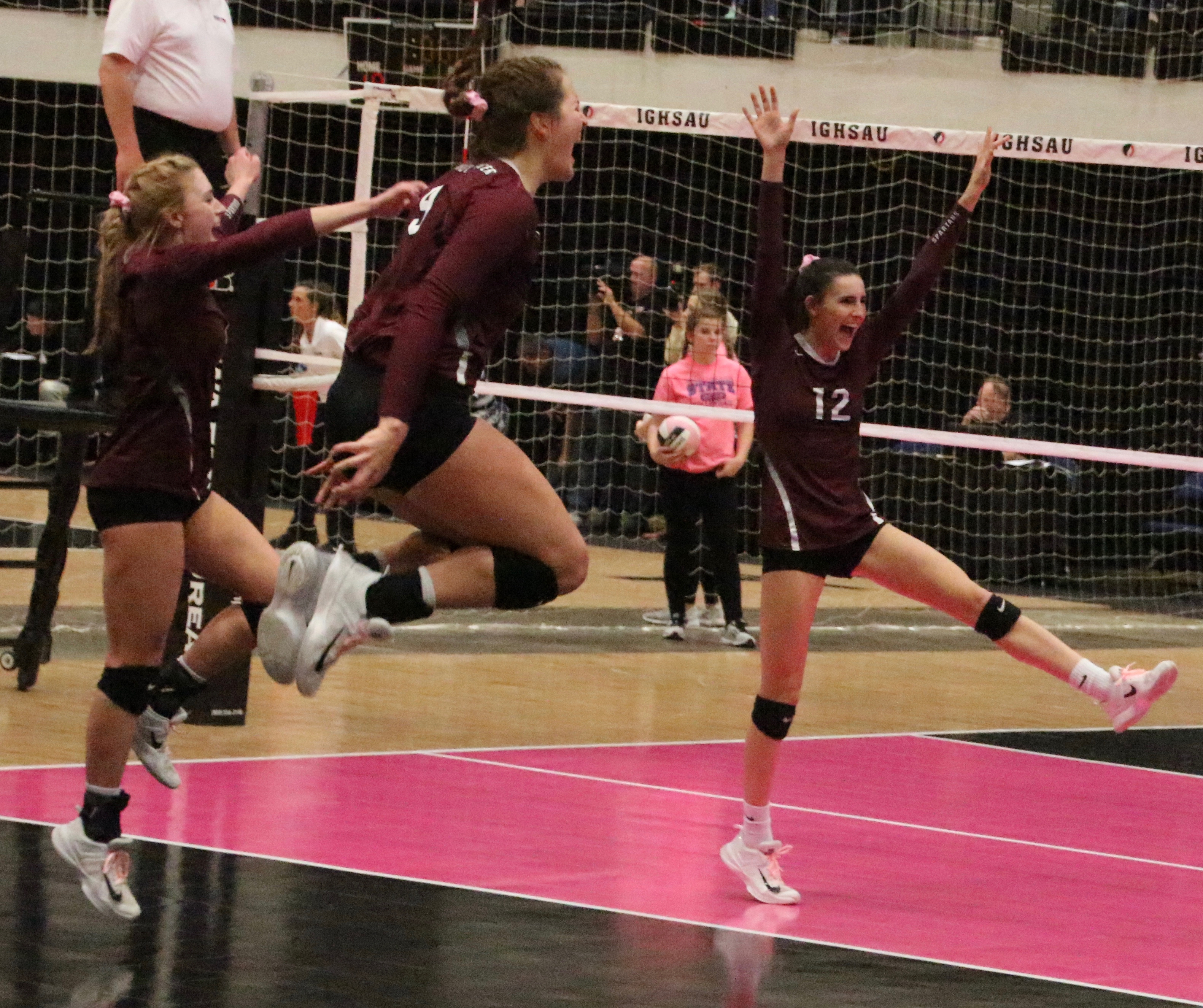 Spartans switch up offense, sweep Cowgirls at state The Grundy Register