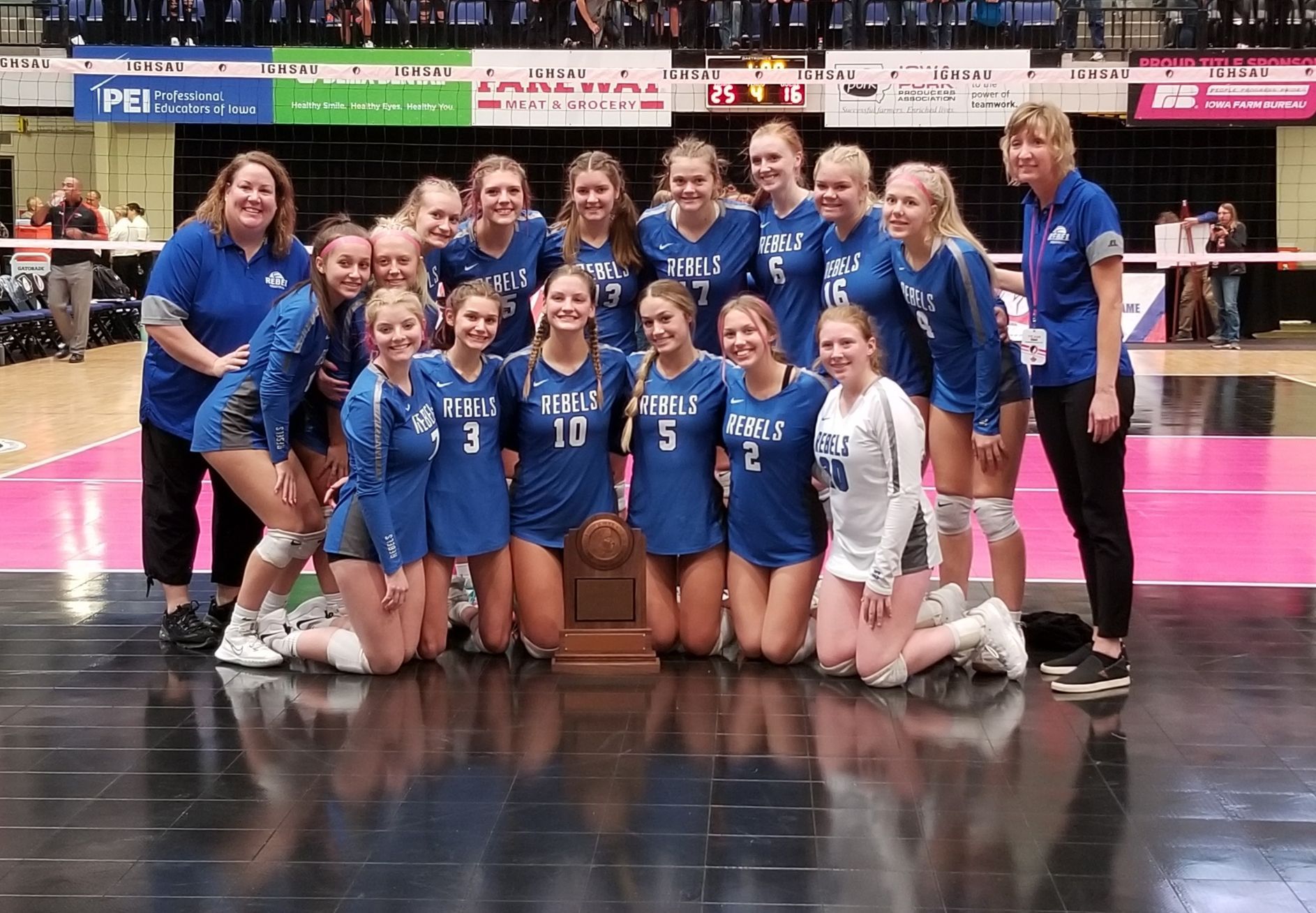 The Gladbrook-Reinbeck volleyball team finished as state quarterfinalists in Class 1A in 2021. (Jake Ryder photo)